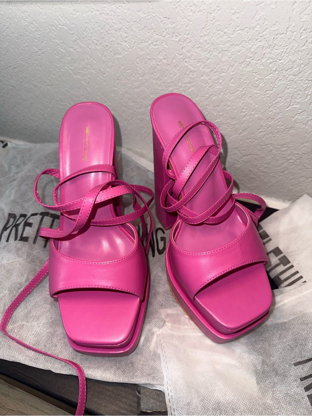 PrettyLittleThing Pink Platform Block Heel Sandals | Size 6 | NWT